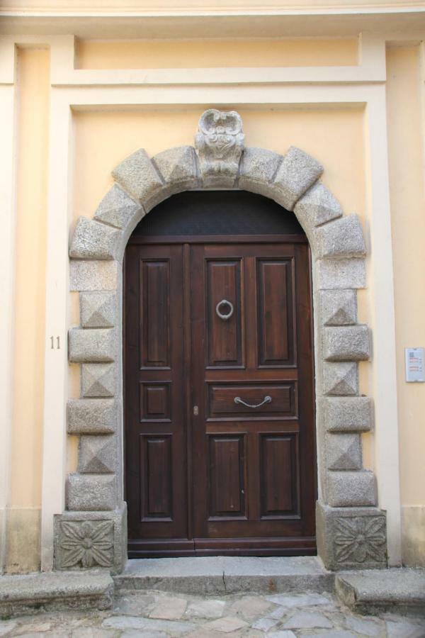 Torre di Ruggiero Le Vie Mediterranee מראה חיצוני תמונה